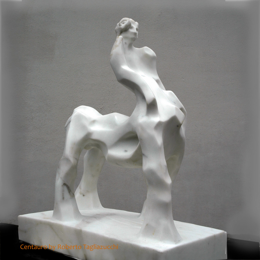 Chirone le centaure - Sculpture en marbre de Carrare de Roberto Tagliazucchi