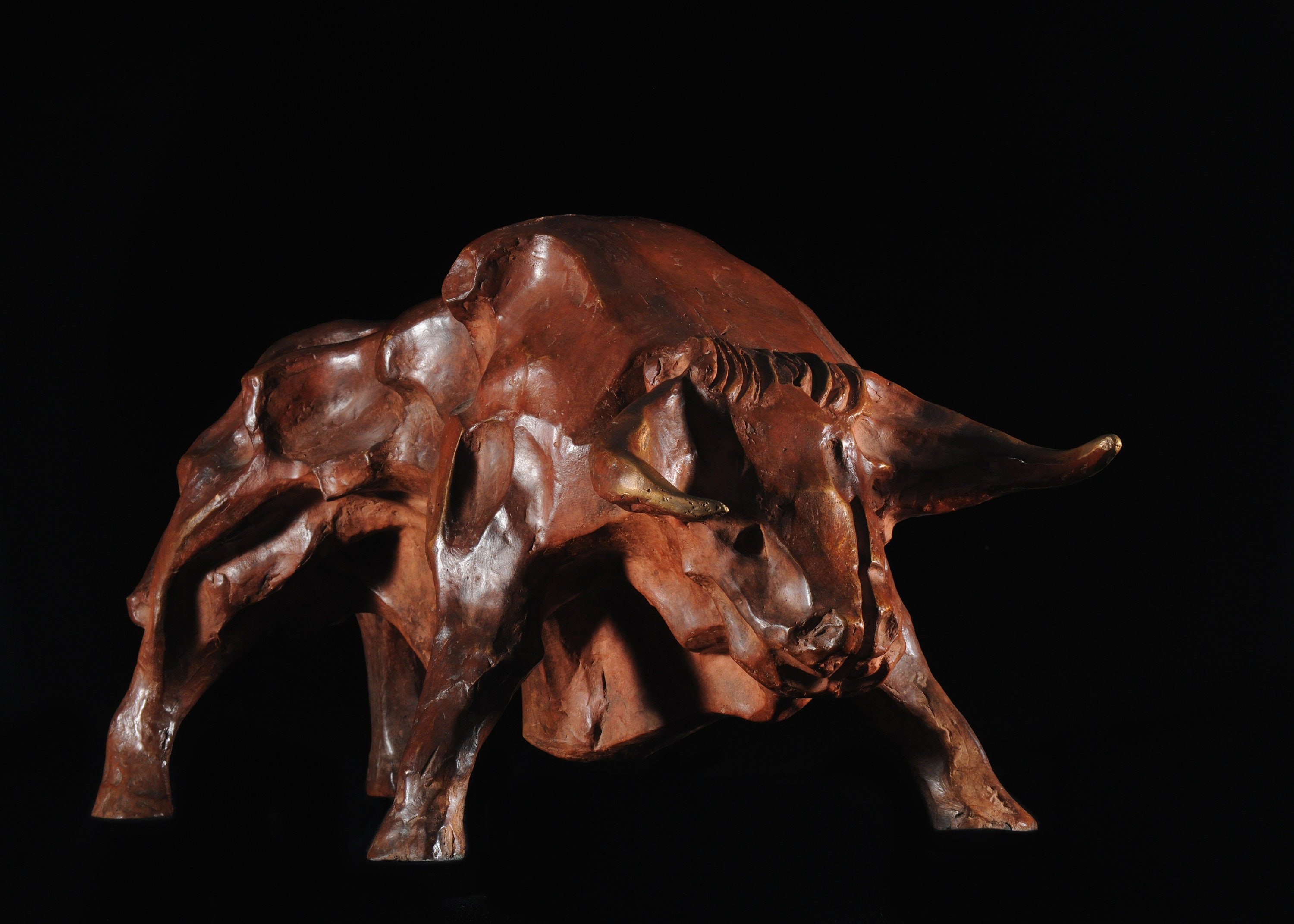 Toro di Pasifae bronze sculpture by Roberto Tagliazucchi